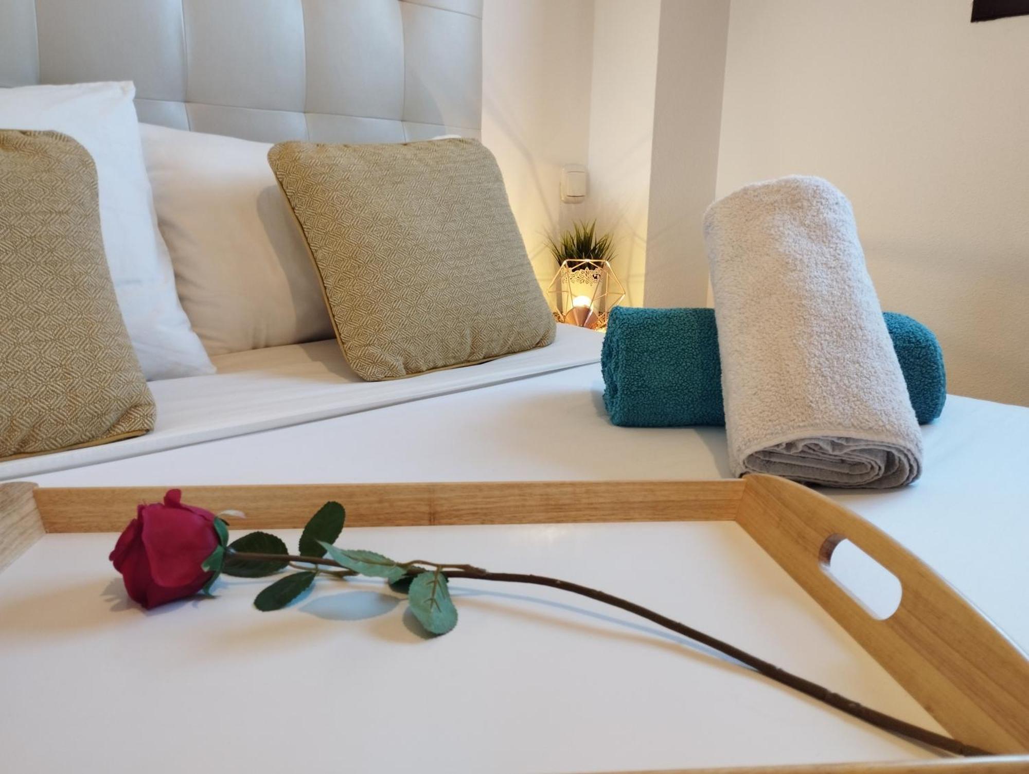 My Suites Madrid - Aeropuerto Ifema エクステリア 写真